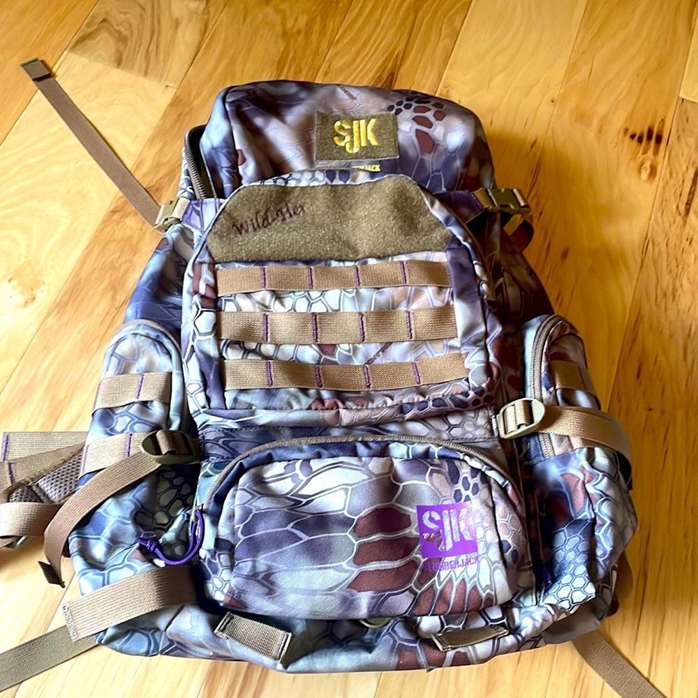 Wild her SLUMBERJACK hunting pack